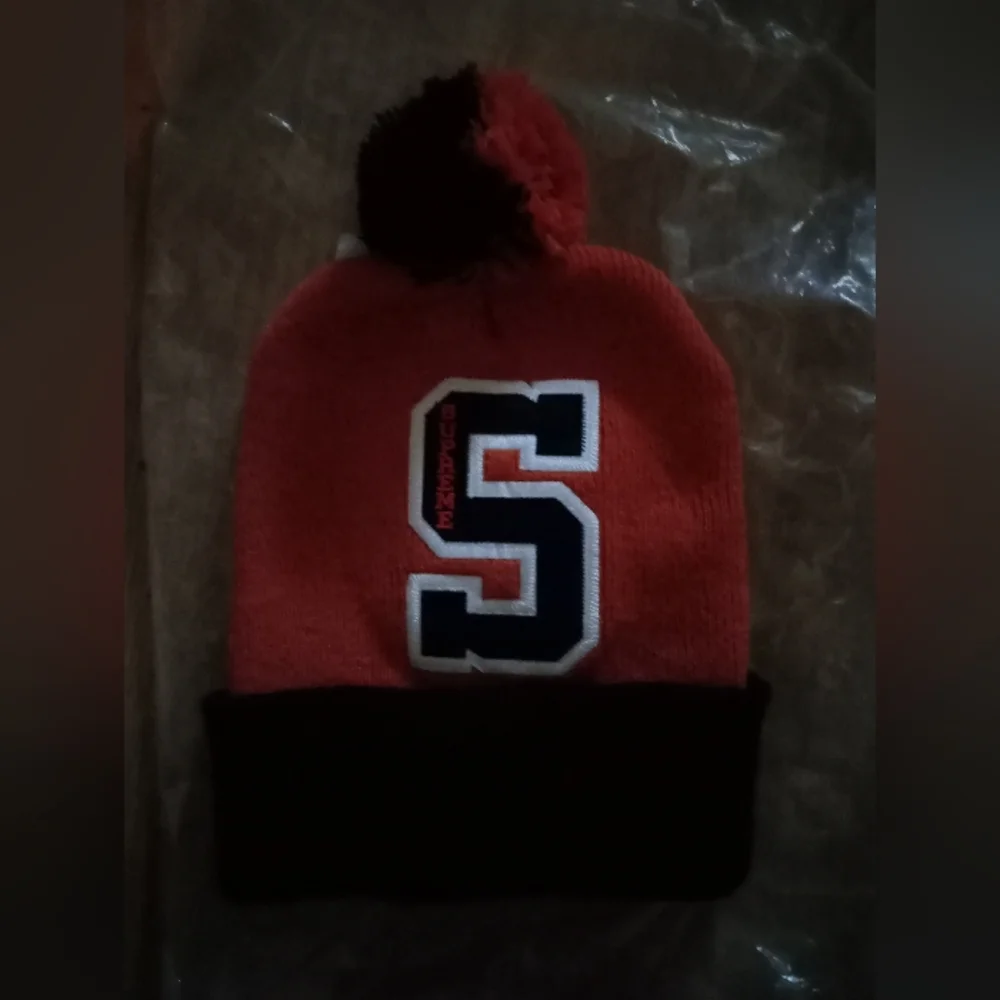 Supreme Team Beanie - Picture 6 of 6